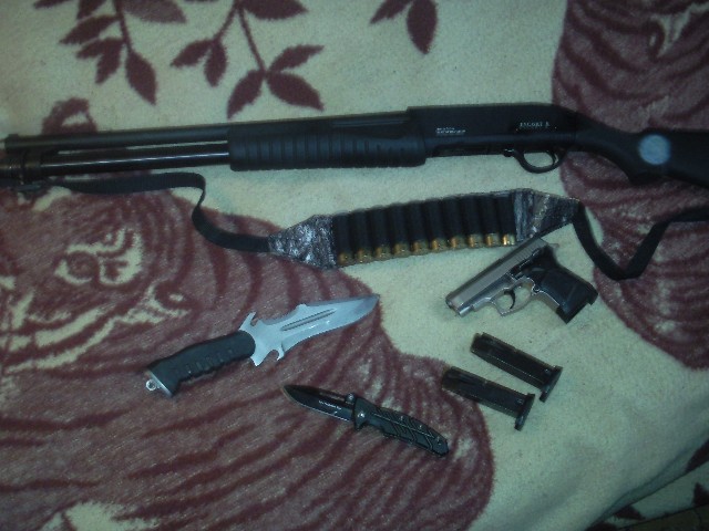 Дробовик, травма, пару ножиков / Фото277.jpg Фото277.jpg