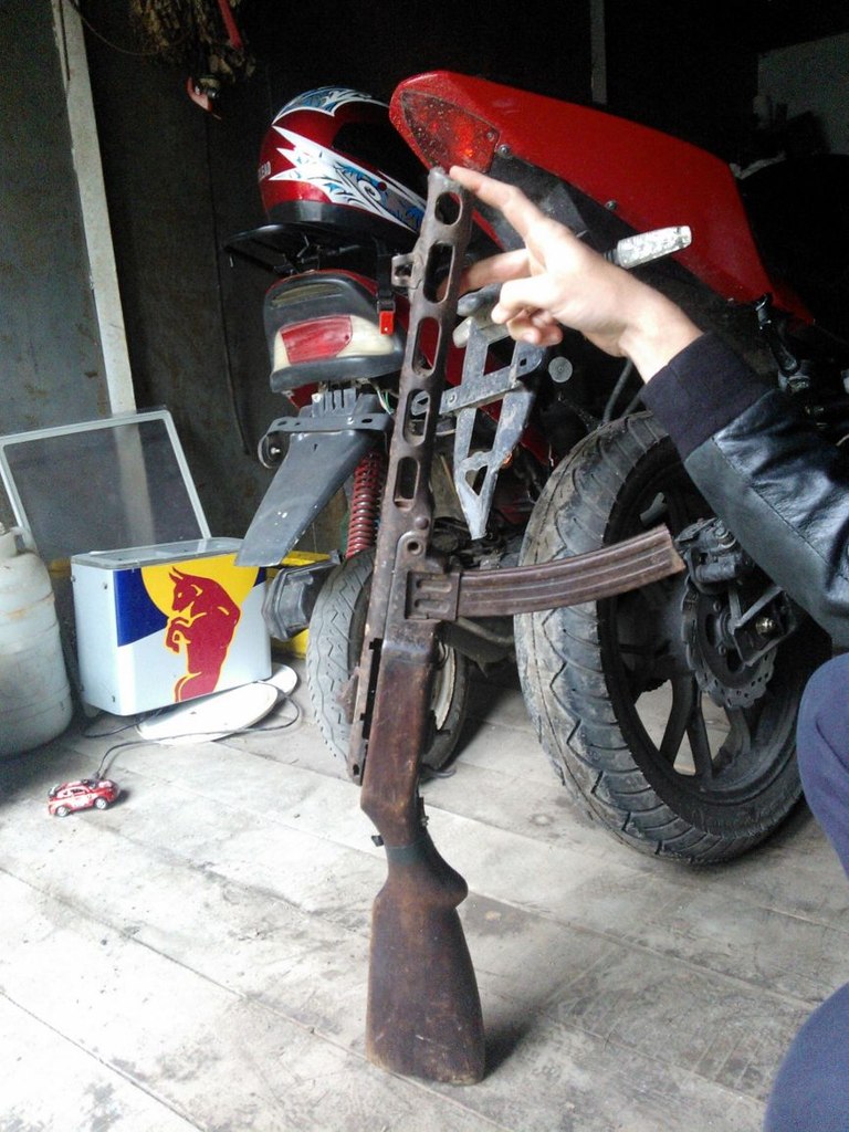 Ok7TrUA-8B8.jpg